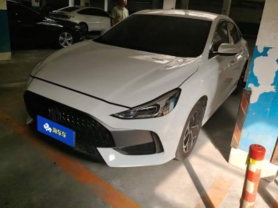 MG 5, 2025 г., белый, 5 600 км MG 5, 2025 г., белый, 6 000 км