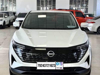 Nissan Qashqai, 2024 г., синий, 6 000 км Nissan 逍客, 2025 г., белый, 26 000 км