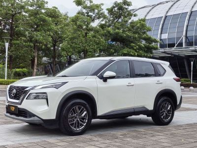 Nissan X-Trail, 2023 г., белый, 28 000 км Nissan X-Trail, 2023 г., белый, 79 000 км