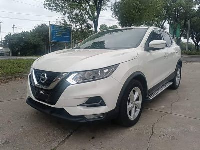 Nissan Qashqai, 2022 г., белый, 45 000 км Nissan 逍客, 2022 г., белый, 63 000 км