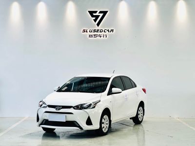 Toyota Yaris L (Чжисюань), 2023 г., белый, 8 900 км Toyota Yaris L (Чжисян), 2022 г., белый, 30 600 км