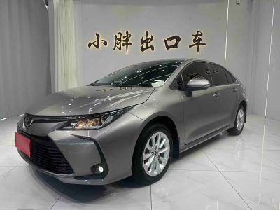 Toyota Corolla, 2022 г., белый, 48 000 км Toyota Corolla, 2022 г., серебристый / серый, 46 300 км