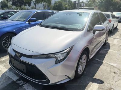 Toyota Levin, 2022 г., жёлтый / оранжевый, 55 000 км Toyota Levin, 2022 г., серебристый / серый, 43 000 км