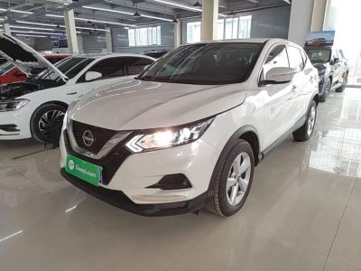 Nissan Qashqai, 2023 г., синий, 41 000 км Nissan 逍客, 2024 г., белый, 17 500 км