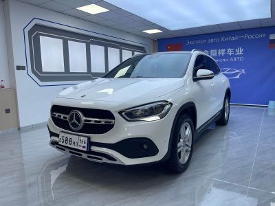 Mercedes-Benz GLA, 2021 г., красный / фиолетовый, 65 000 км Mercedes-Benz 奔驰GLA, 2022 г., белый, 30 000 км