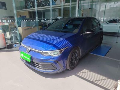 Volkswagen Golf, 2021 г., серебристый / серый, 70 600 км Volkswagen Golf 2021 280TSI DSG R-Line
