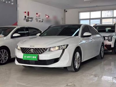 Peugeot 408, 2025 г., серебристый / серый, 23 400 км Peugeot 标致508, 2023 г., белый, 40 100 км