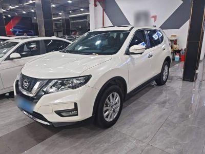 Nissan X-Trail, 2023 г., белый, 28 000 км Nissan X-Trail, 2023 г., белый, 68 400 км