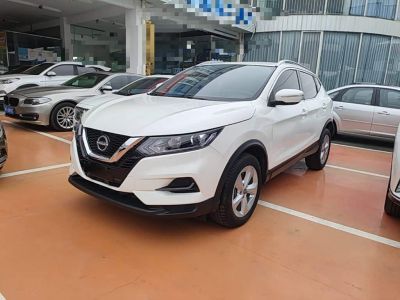 Nissan Qashqai, 2023 г., синий, 41 000 км Nissan 逍客, 2024 г., белый, 17 600 км