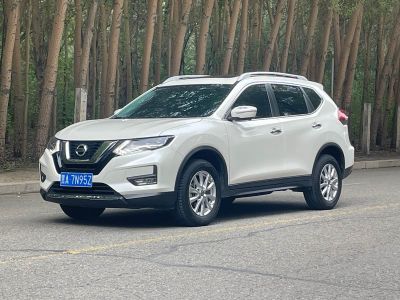 Nissan X-Trail, 2023 г., белый, 28 000 км Nissan X-Trail, 2023 г., белый, 32 000 км