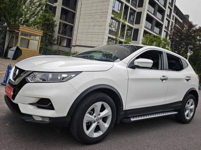 Nissan Qashqai, 2022 г., белый, 45 000 км Nissan 逍客, 2022 г., белый, 60 000 км