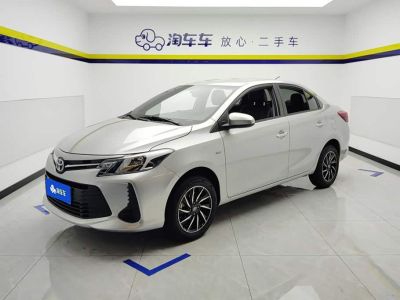 Toyota Vios, 2021 г., белый, 26 100 км Toyota Vios, 2021 г., серебристый / серый, 24 400 км