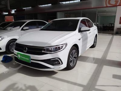 Volkswagen Bora, 2023 г., белый, 43 000 км Volkswagen Bora 2023 200TSI DSG Юэсин версия