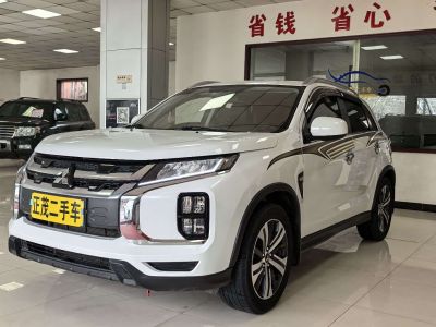 MG ZS, 2021 г., белый, 67 100 км Mitsubishi 劲炫ASX, 2022 г., белый, 27 000 км