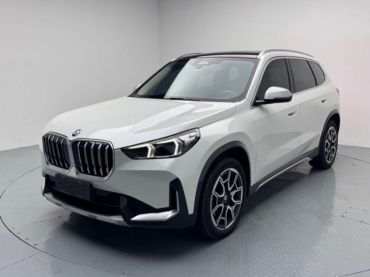 BMW X1, 2024 г., белый, 31 500 км BMW X1 2023 sDrive25Li X设计套装
