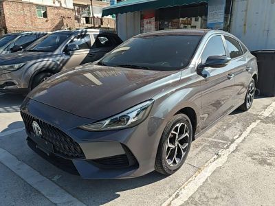 MG 5, 2025 г., белый, 5 600 км MG 5, 2025 г., серебристый / серый, 9 400 км