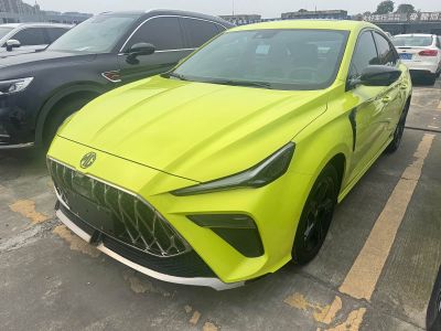 MG MG5 Scorpio, 2022 г., белый, 63 000 км MG MG5天蝎座, 2022 г., зелёный, 29 500 км