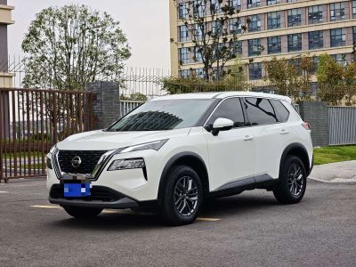 Nissan X-Trail, 2021 г., белый, 40 000 км Nissan X-Trail, 2021 г., белый, 59 000 км