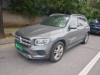 Mercedes-Benz GLB, 2021 г., серебристый / серый, 38 000 км Mercedes-Benz 奔驰GLB, 2021 г., серебристый / серый, 69 600 км