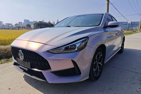 MG 5, 2021 г., чёрный, 42 200 км MG 5, 2023 г., серебристый / серый, 50 000 км