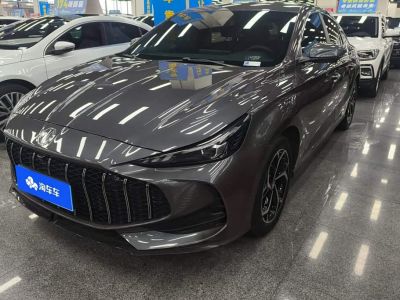 MG 5, 2025 г., белый, 5 600 км MG 5, 2025 г., серебристый / серый, 8 600 км