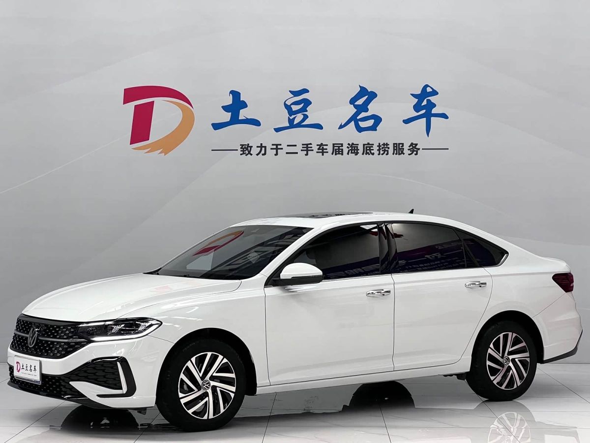 Volkswagen Lavida, 2023 г., белый, 20 900 км Volkswagen Lavida 2023 1.5L автомат исполнение «Звёздное небо» пять миллионов версия