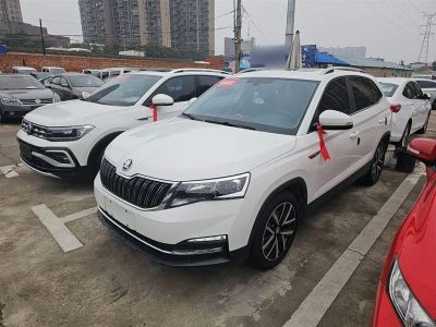 Skoda Kamiq, 2021 г., белый, 32 800 км Skoda 柯米克, 2021 г., белый, 60 300 км