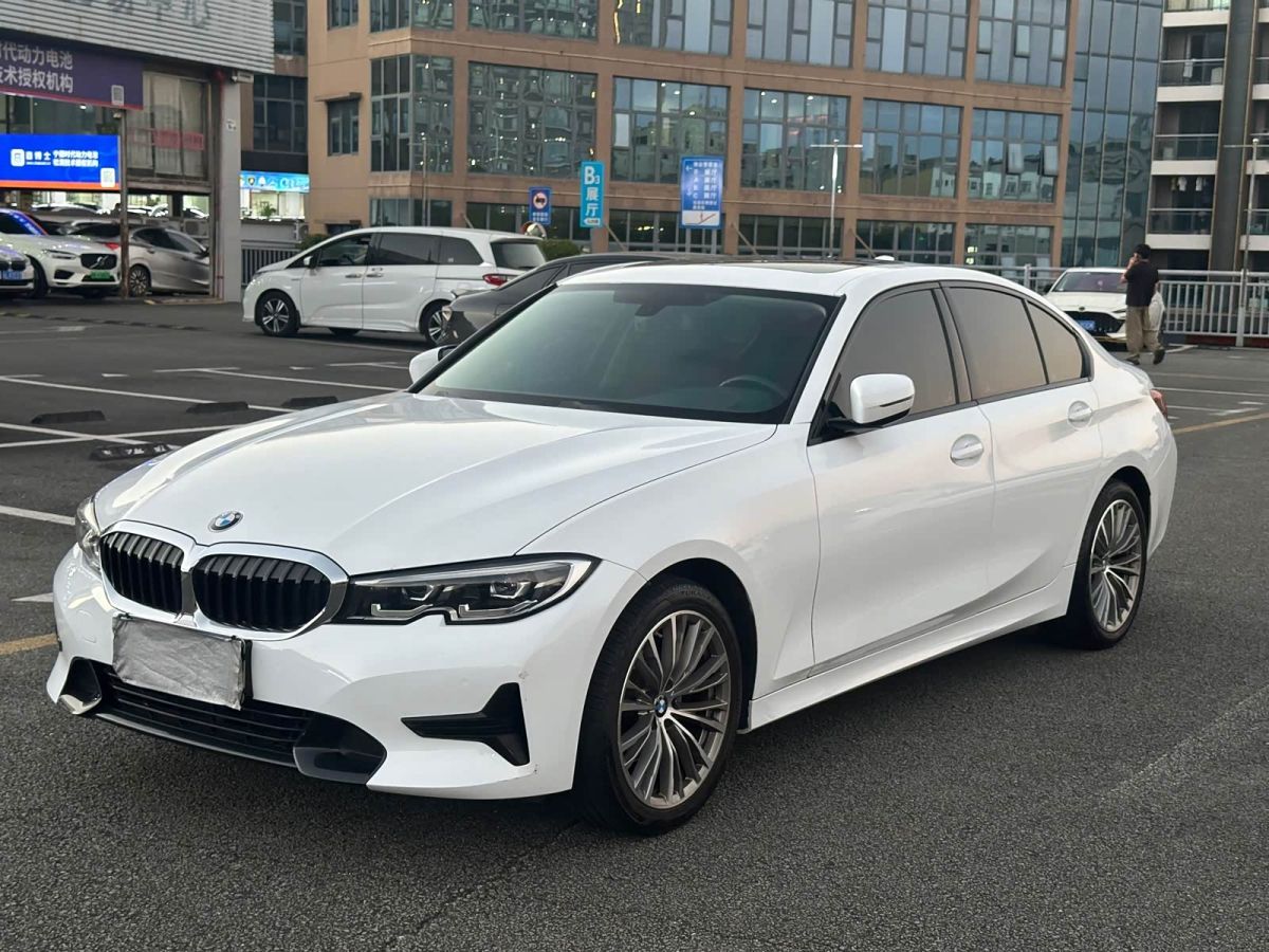 BMW 3 серия, 2022 г., белый, 50 000 км BMW 3 серия 2022 325i пакет M Sport