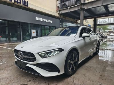Mercedes-Benz A-Class, 2024 г., белый, 26 000 км Mercedes-Benz A级 2023 A 200 L комплектация «Стиль»