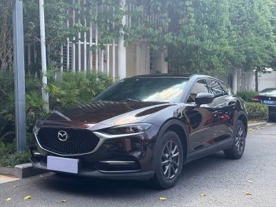 Mazda 3 Axela, 2025 г., белый, 15 600 км Mazda CX-4, 2021 г., красный / фиолетовый, 72 000 км