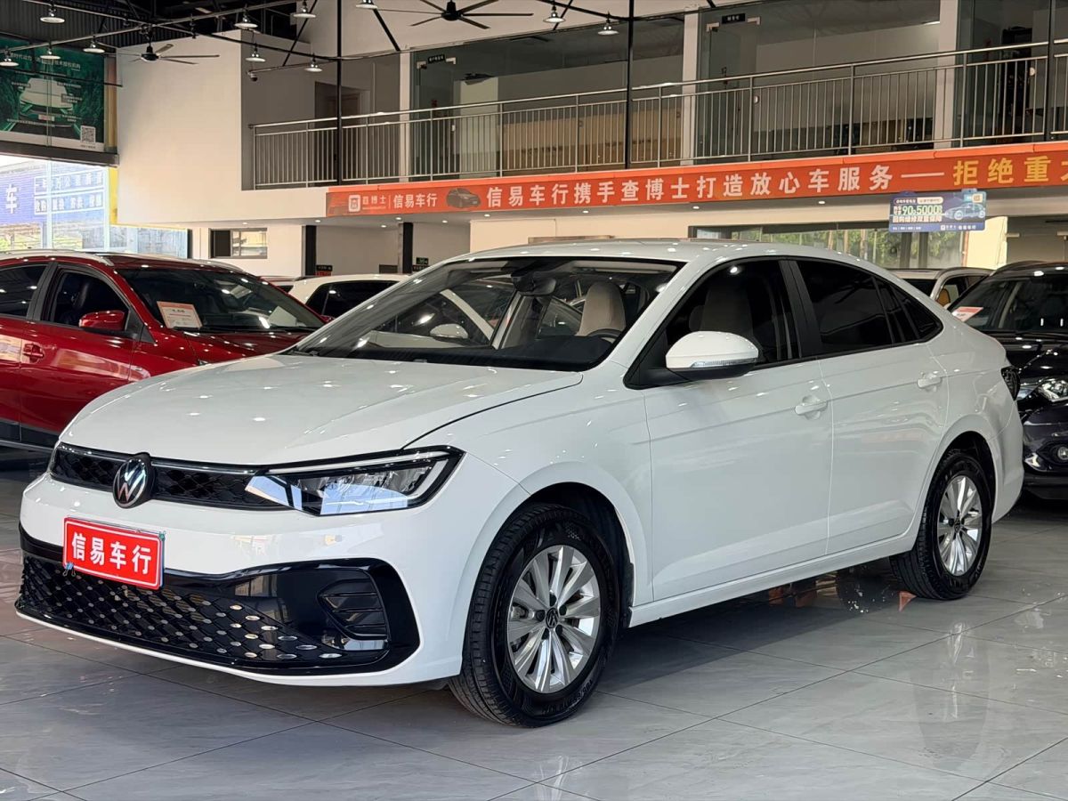 Volkswagen Lavida, 2024 г., белый, 7 000 км Volkswagen Lavida 2023 исполнение «Синьжуй» 1.5L автомат комплектация «Синьи»
