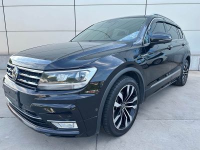 Volkswagen Tiguan L, 2021 г., чёрный, 31 900 км Volkswagen Tiguan L 2021 330TSI автомат одна ведущая ось R-Line комплектация «Юэсян»