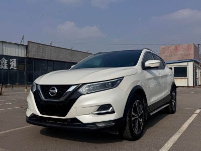 Nissan Qashqai, 2022 г., белый, 18 000 км Nissan 逍客, 2022 г., белый, 27 000 км