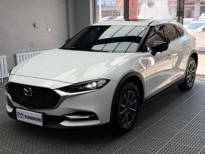 Mazda 3 Axela, 2025 г., белый, 15 600 км Mazda CX-4, 2022 г., белый, 45 000 км
