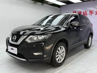 Nissan X-Trail, 2023 г., чёрный, 31 000 км Nissan X-Trail, 2023 г., чёрный, 42 000 км