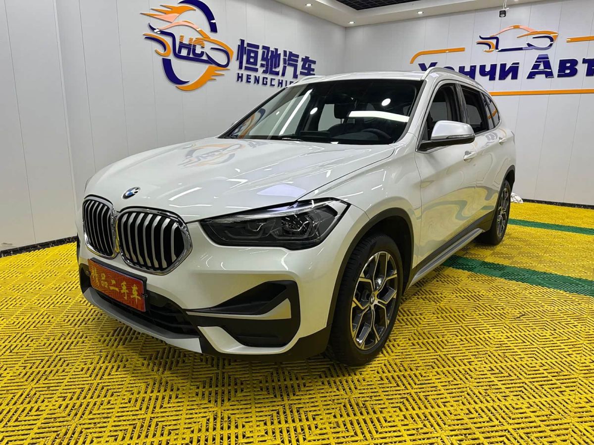 BMW X1, 2022 г., белый, 33 000 км BMW X1 2022 sDrive20Li комплектация «Стиль»
