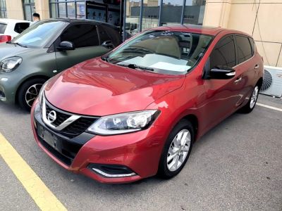 Nissan TIIDA, 2021 г., красный / фиолетовый, 51 000 км Nissan 骐达TIIDA, 2022 г., красный / фиолетовый, 69 800 км