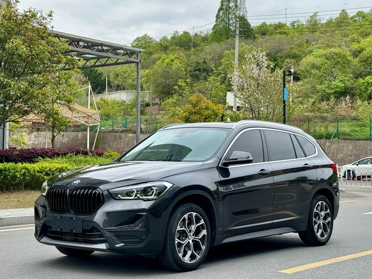 BMW X1, 2022 г., чёрный, 39 000 км BMW X1 2022 sDrive25Li комплектация «Лидер»