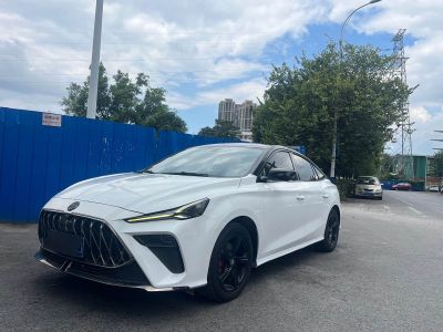 MG 5, 2025 г., белый, 5 600 км MG MG5天蝎座, 2022 г., белый, 40 000 км