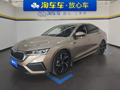 Skoda Octavia, 2021 г., чёрный, 60 000 км Skoda 明锐, 2021 г., шампань / коричневый, 61 700 км