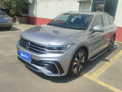 Volkswagen Tiguan L, 2023 г., белый, 78 700 км Volkswagen Tiguan L 2023 330TSI автомат одна ведущая ось R-Line комплектация «Юэсян»
