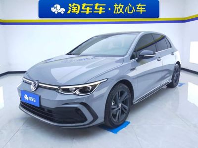 Volkswagen Golf, 2021 г., серебристый / серый, 41 300 км Volkswagen Golf 2021 280TSI DSG R-Line