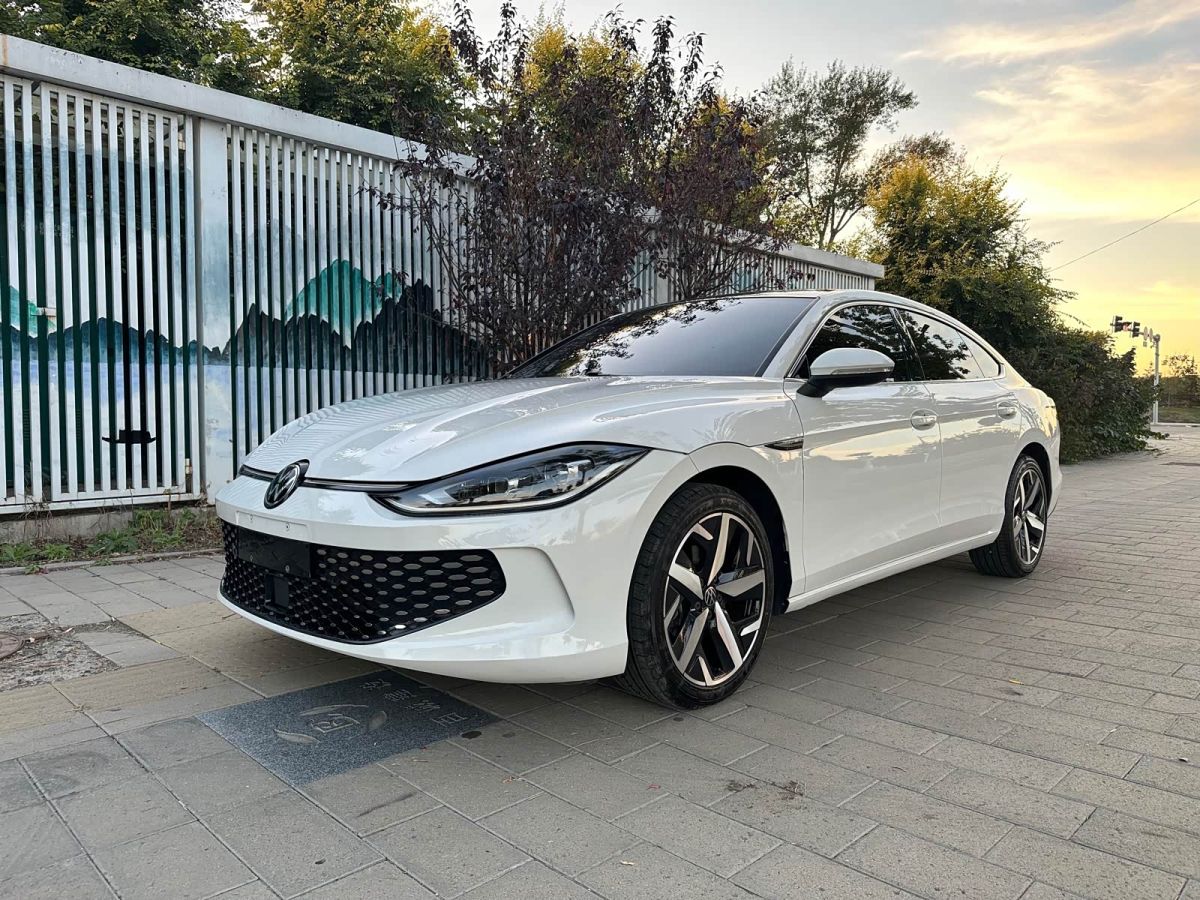 Volkswagen Lamando, 2023 г., белый, 26 000 км Volkswagen Lamando 2022 Lamando L 280TSI DSG комплектация «Кула»