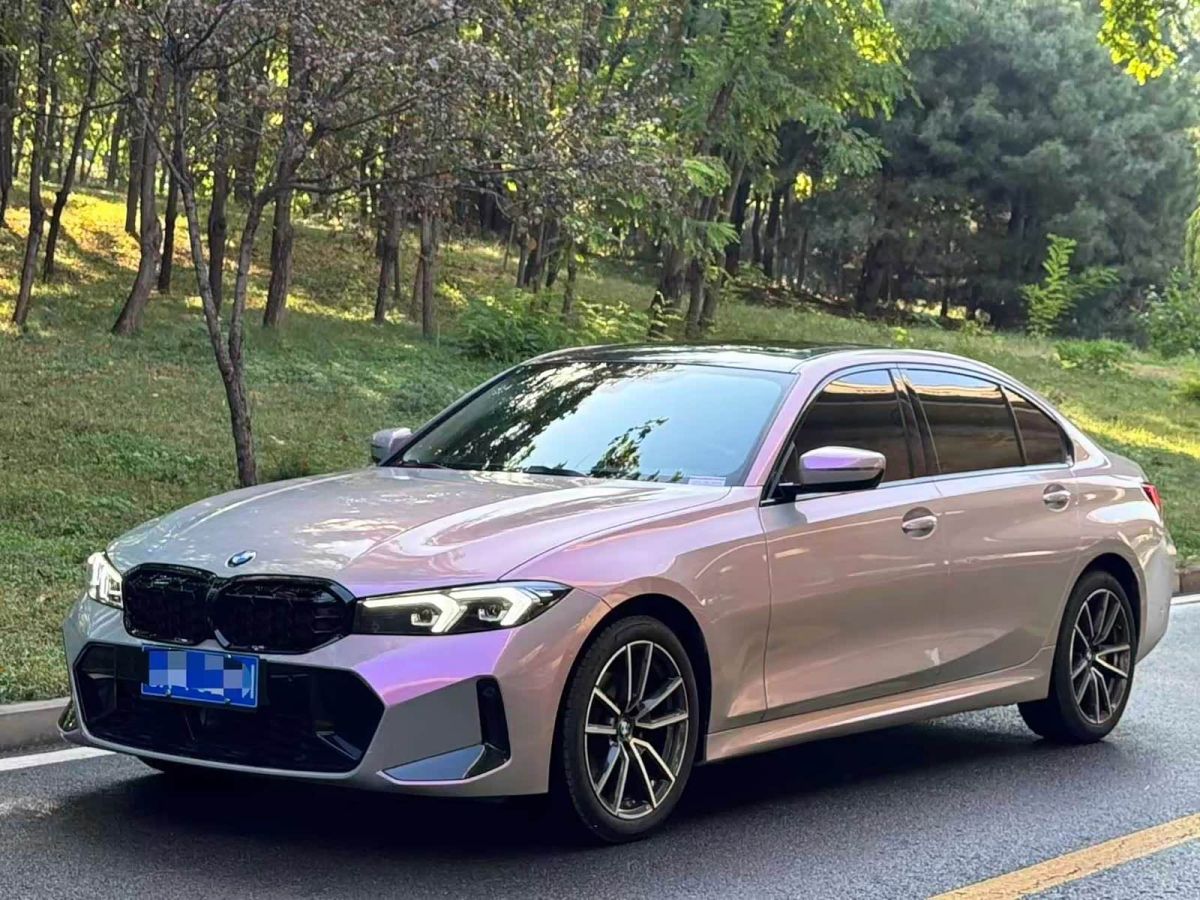 BMW 3 серия, 2025 г., красный / фиолетовый, 14 000 км BMW 3 серия 2025 325i пакет M Sport