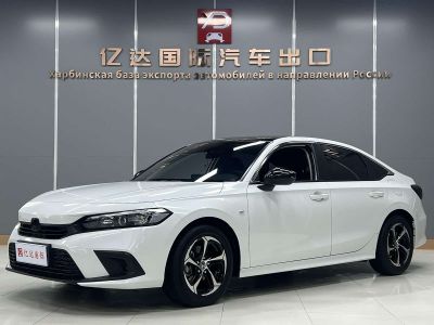 Honda Civic, 2021 г., чёрный, 60 000 км Honda Civic, 2022 г., белый, 15 000 км