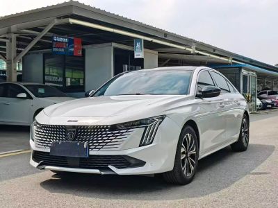 Peugeot 408, 2025 г., серебристый / серый, 23 400 км Peugeot 标致508, 2025 г., белый, 21 000 км