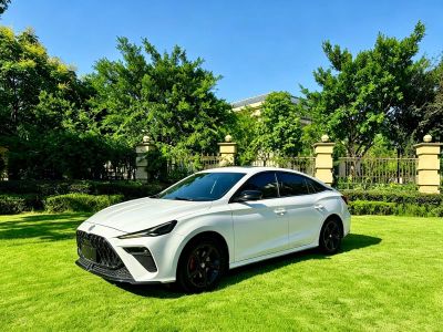 MG 5, 2025 г., белый, 5 600 км MG MG5天蝎座, 2022 г., белый, 30 000 км