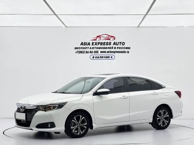 Audi Q3, 2024 г., белый, 38 800 км Honda 凌派, 2022 г., белый, 31 000 км