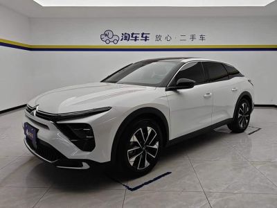 Citroen 凡尔赛C5 X, 2022 г., серебристый / серый, 64 200 км Citroen 凡尔赛C5 X, 2024 г., белый, 35 100 км
