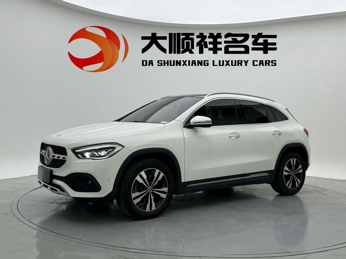 Mercedes-Benz 奔驰GLA, 2022 г., белый, 41 600 км Mercedes-Benz 奔驰GLA, 2022 г., белый, 41 600 км